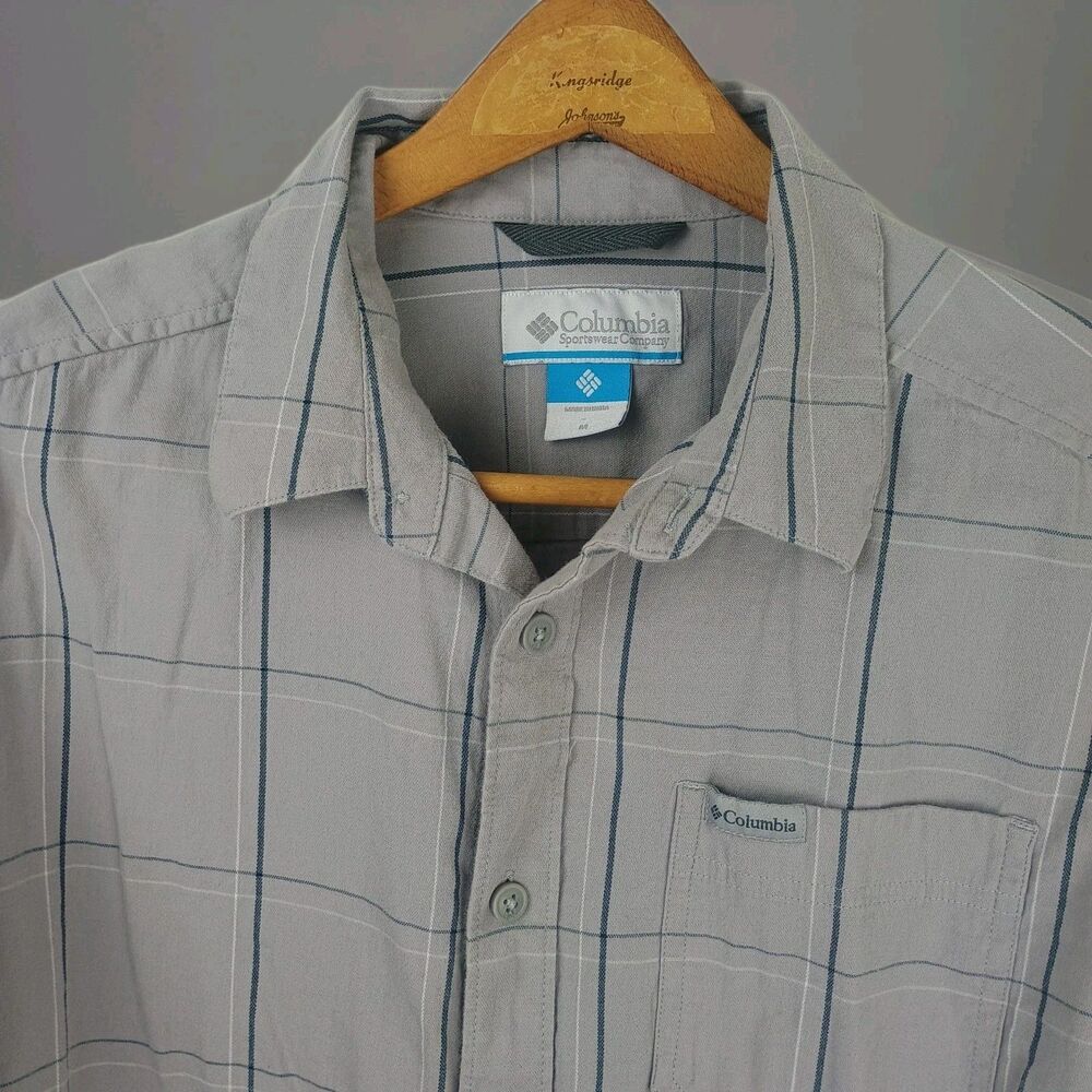 Columbia Vapor Ridge III Shirt Mens M ButtonUp Plaid Outdoor Lightweight Stretch